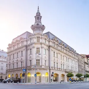 5* Szálloda Grand Continental